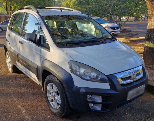 FIAT IDEA 1.8 MPI ADVENTURE 16V FLEX 4P AUTOMATIZADO FIAT IDEA 1.8 MPI ADVENTURE 16V FLEX 4P AUTOMATIZADO